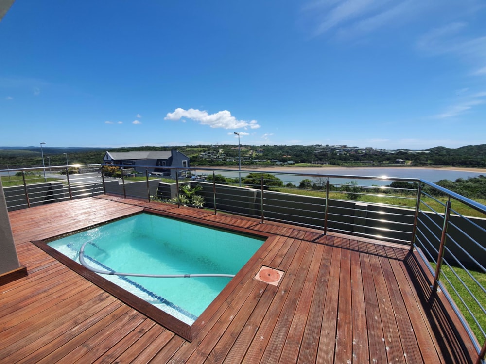Double-storey house for sale in Glengariff - 1EZ1748648