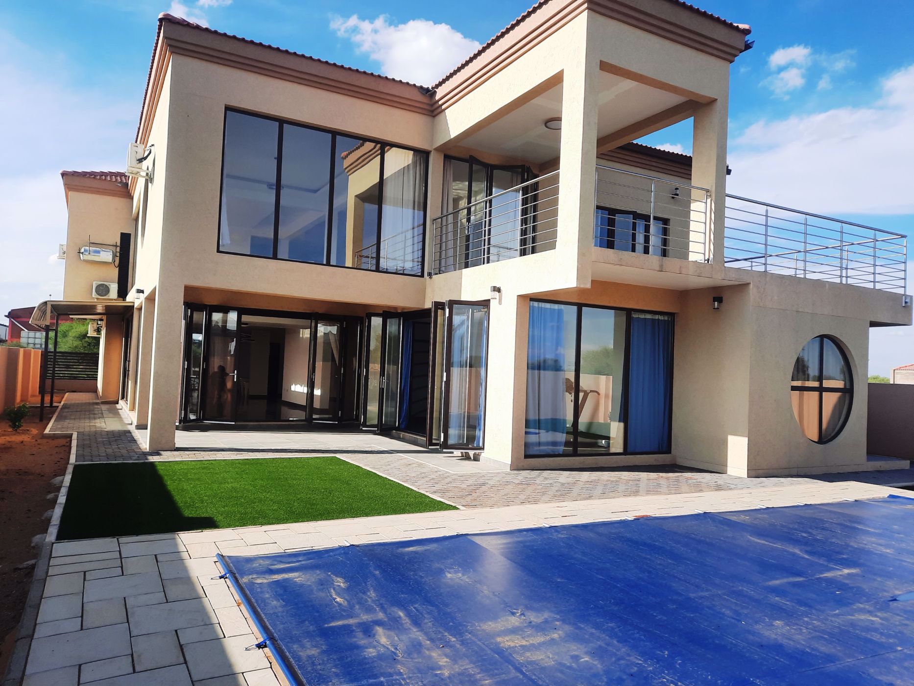 House for sale in Phakalane, Botswana - 3BO1735144