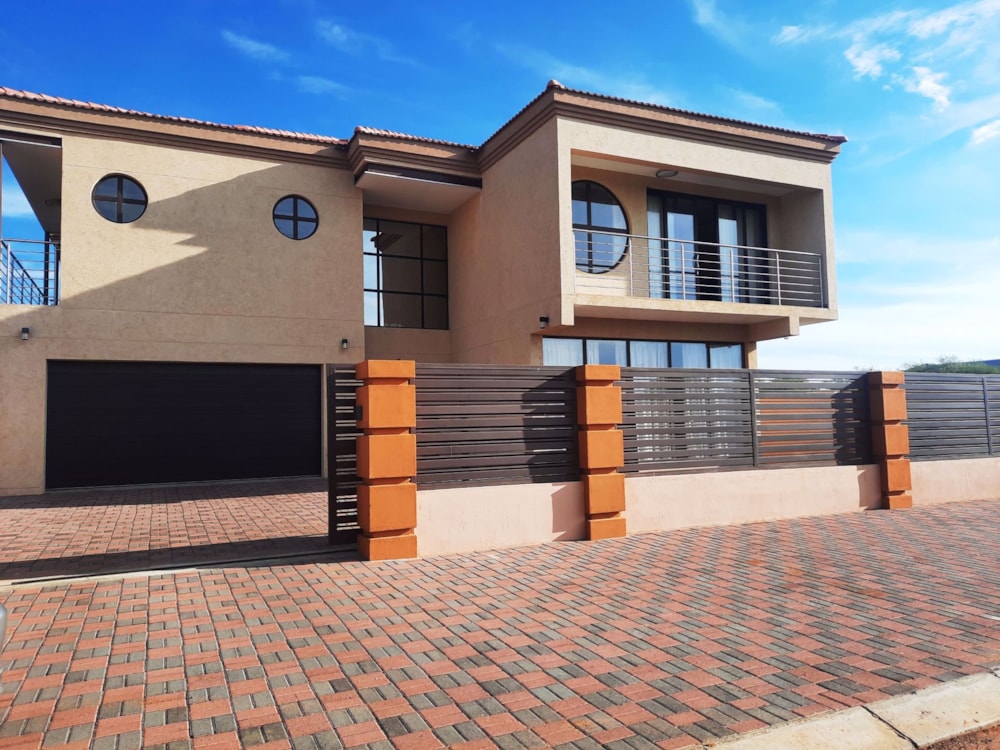 House for sale in Phakalane, Botswana - 3BO1735144