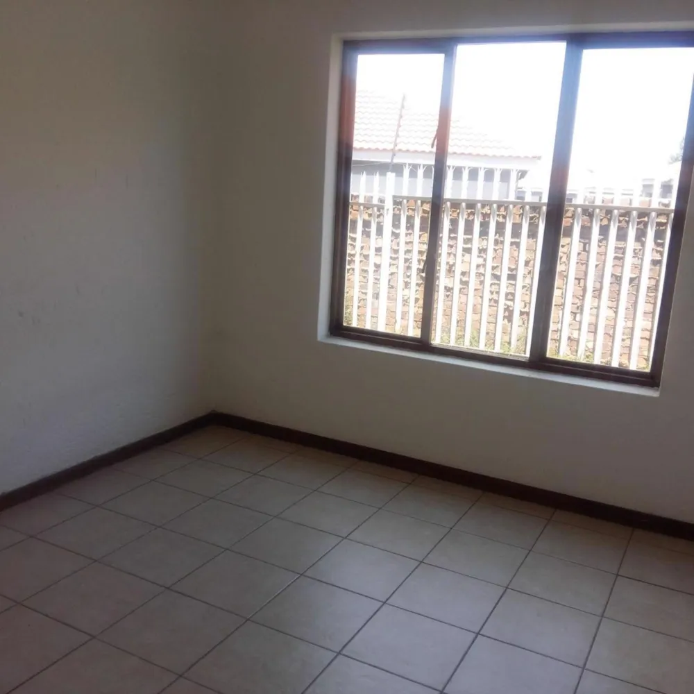 Apartment for sale in Helderwyk Estate - 1BJ1742819 Apartment for sale in Helderwyk Estate - 1BJ1742819
