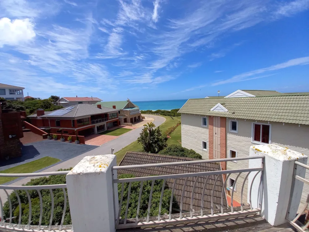 House for sale in Aston Bay - 1JF1683792