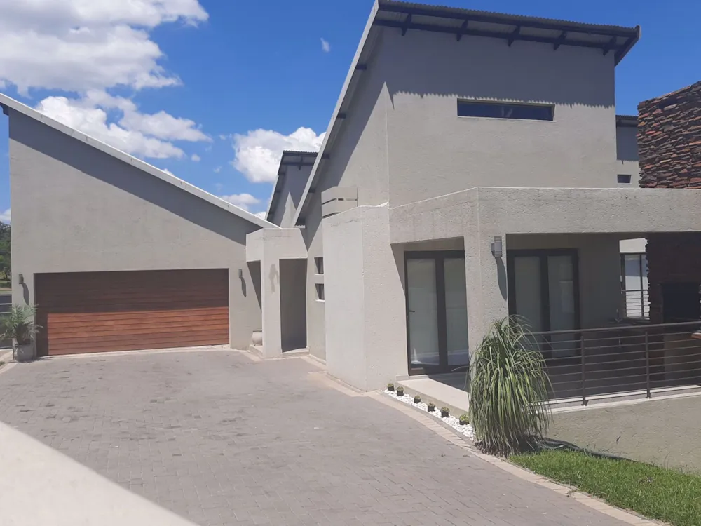 Double-storey house to rent in Nelspruit (Mbombela) - 1NS1755285