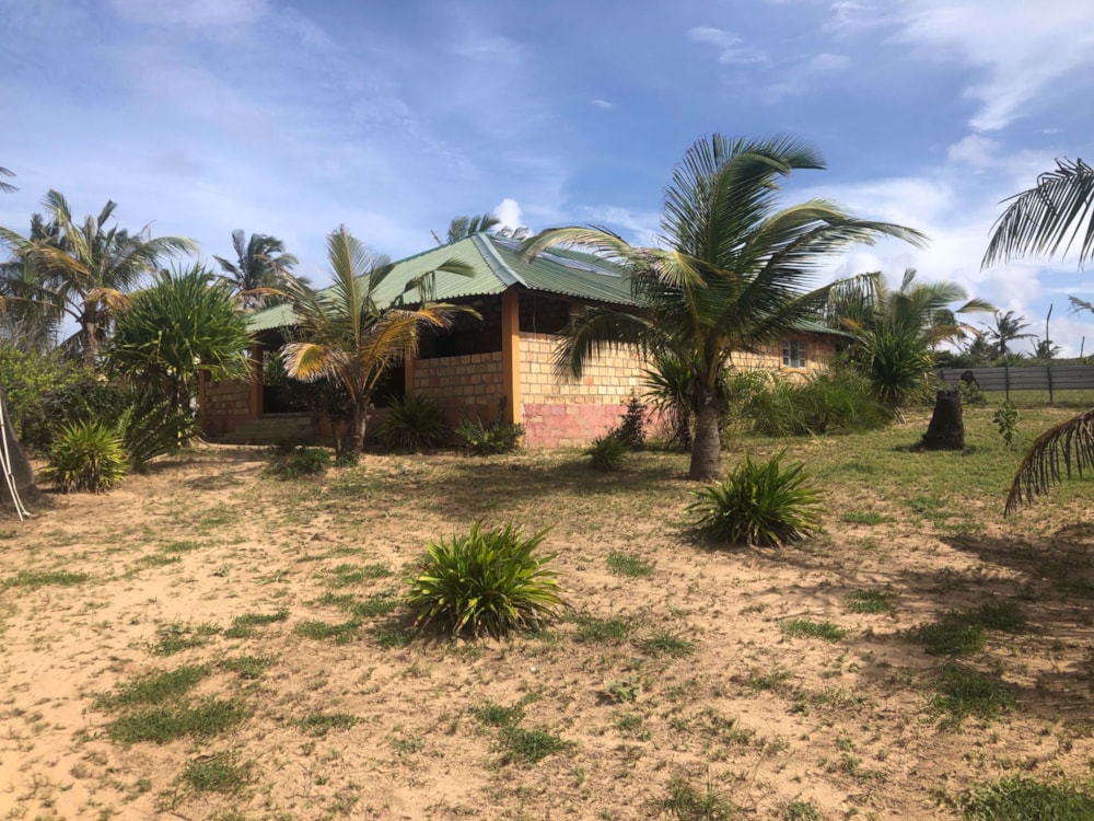 Beachfront villa for sale in Guinjata, Inhambane, Mozambique - 3MQ1698813 Beachfront villa for sale in Guinjata, Inhambane, Mozambique - 3MQ1698813