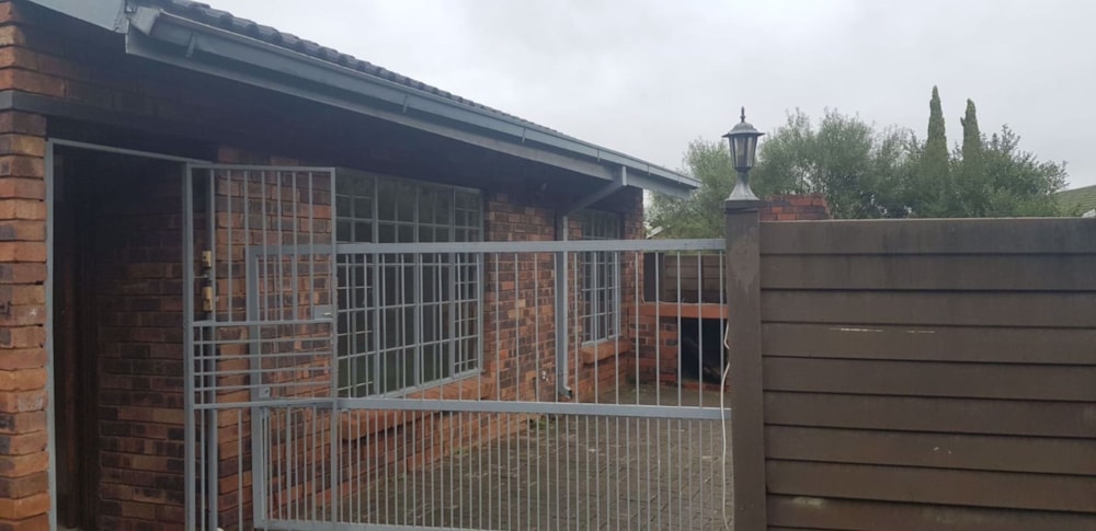 Townhouse to rent in Willows - 1BX1723153 Townhouse to rent in Willows - 1BX1723153