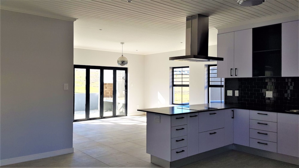 House let in Glen Lilly - 1MS1703872 House let in Glen Lilly - 1MS1703872