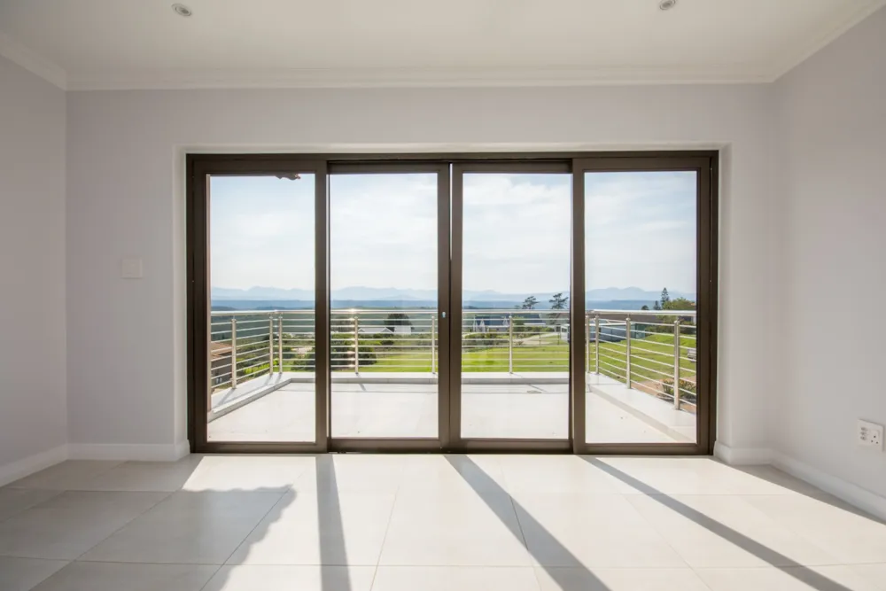 House for sale in The Hill, Plettenberg Bay - 1KG1756048 House for sale in The Hill, Plettenberg Bay - 1KG1756048