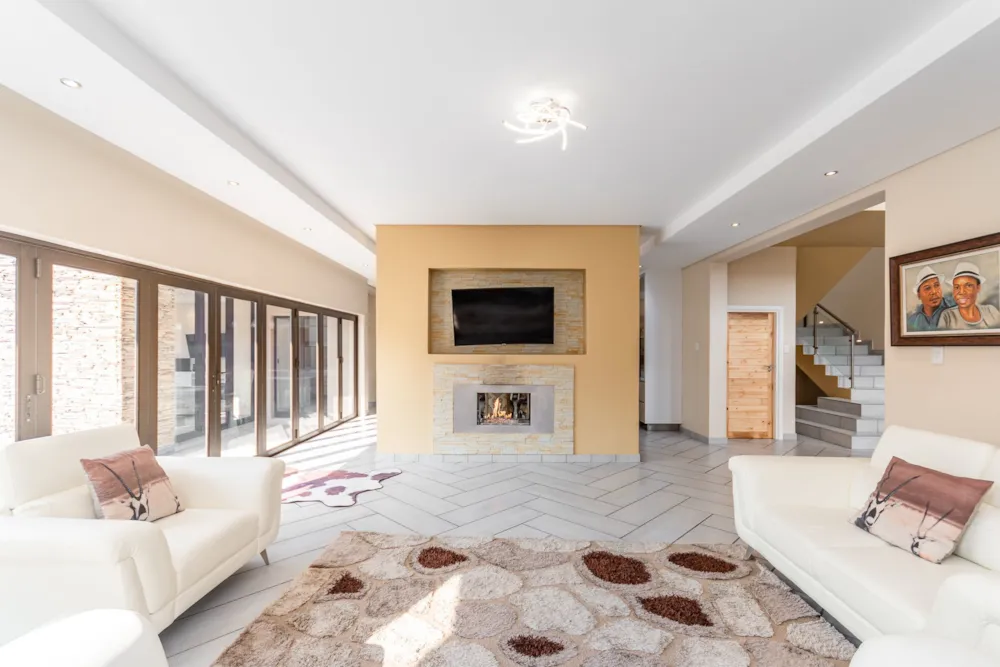Double-storey house for sale in Copperleaf - 1CU1756256 Double-storey house for sale in Copperleaf - 1CU1756256