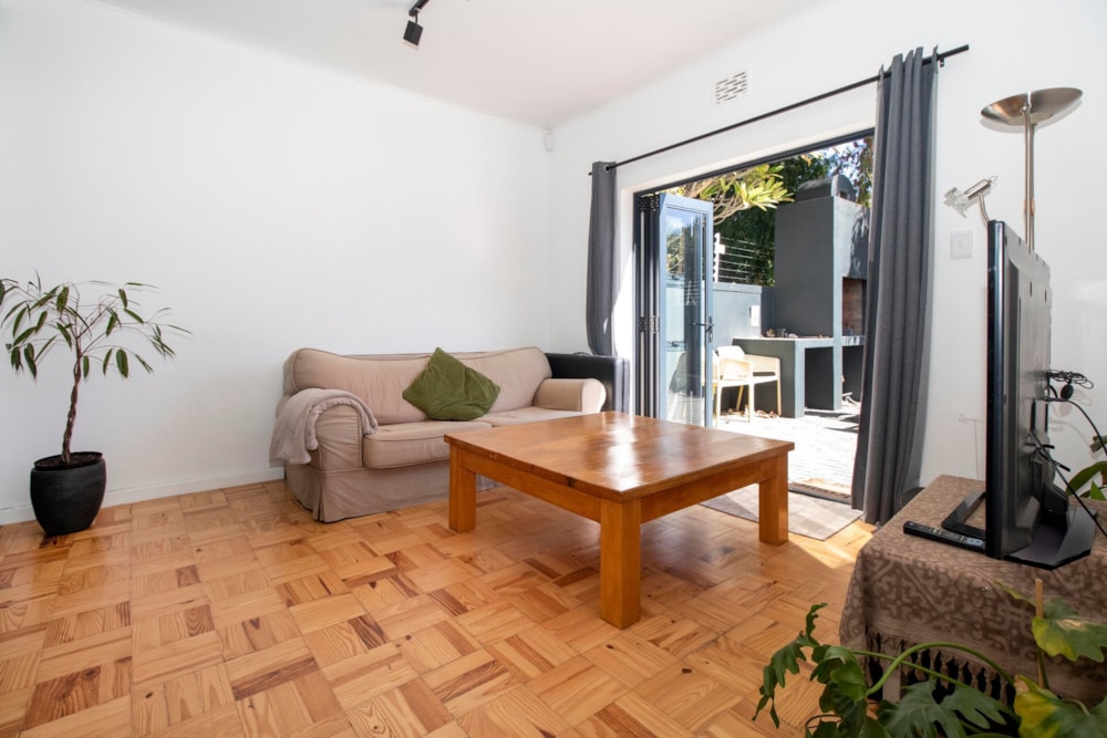 Double-storey house sold in La Colline - ST1684405 Double-storey house sold in La Colline - ST1684405