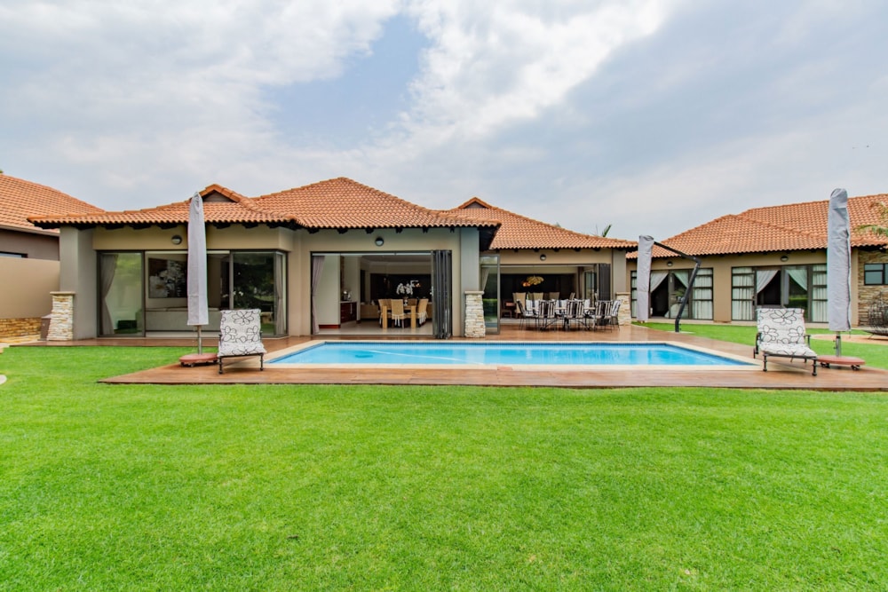 Golf estate house for sale in Pecanwood - 1HR1712914 Golf estate house for sale in Pecanwood - 1HR1712914