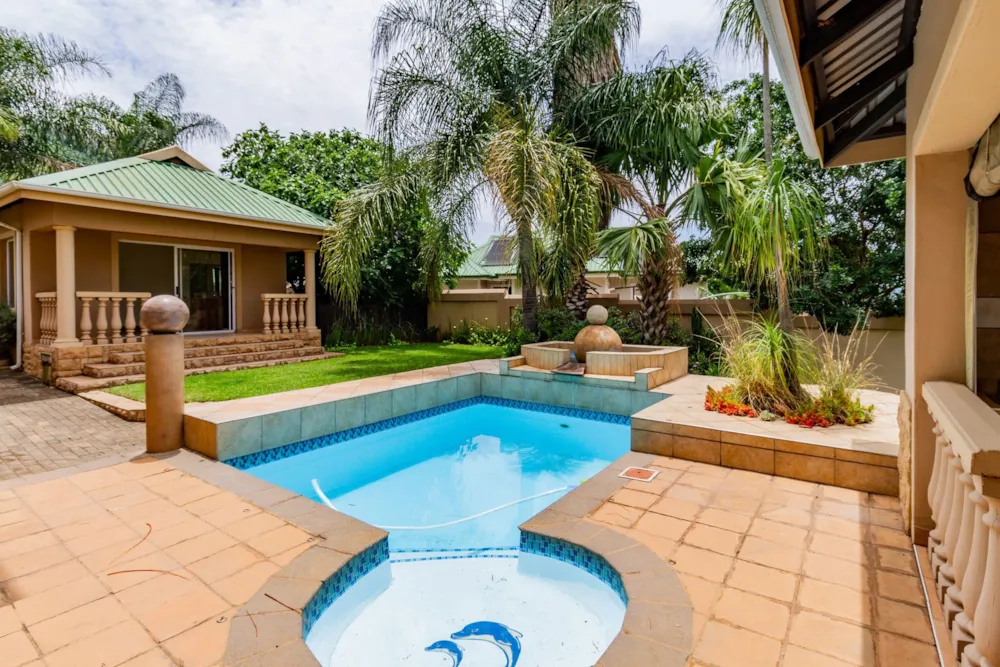 Golf estate house for sale in Caribbean Beach - 1HR1655924