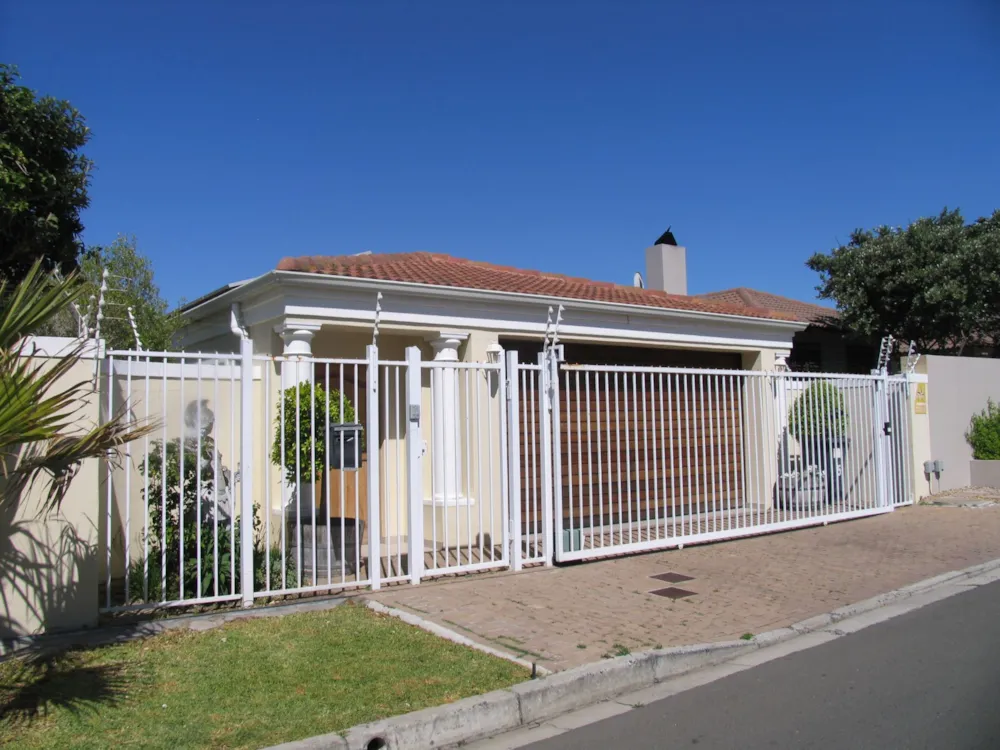 House to rent in West Beach, Blouberg - 1TV1756753 House to rent in West Beach, Blouberg - 1TV1756753