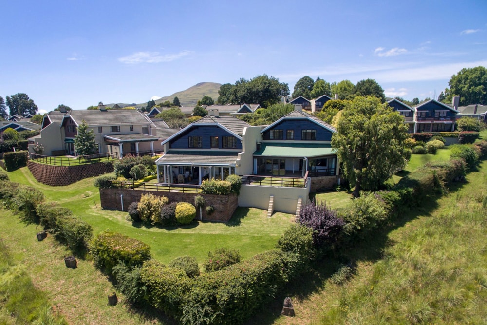 Security complex home sold in Underberg - 1UB1645754 Security complex home sold in Underberg - 1UB1645754