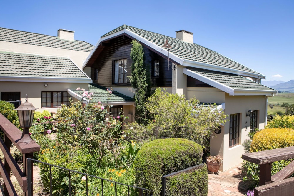 Security complex home sold in Underberg - 1UB1645754 Security complex home sold in Underberg - 1UB1645754