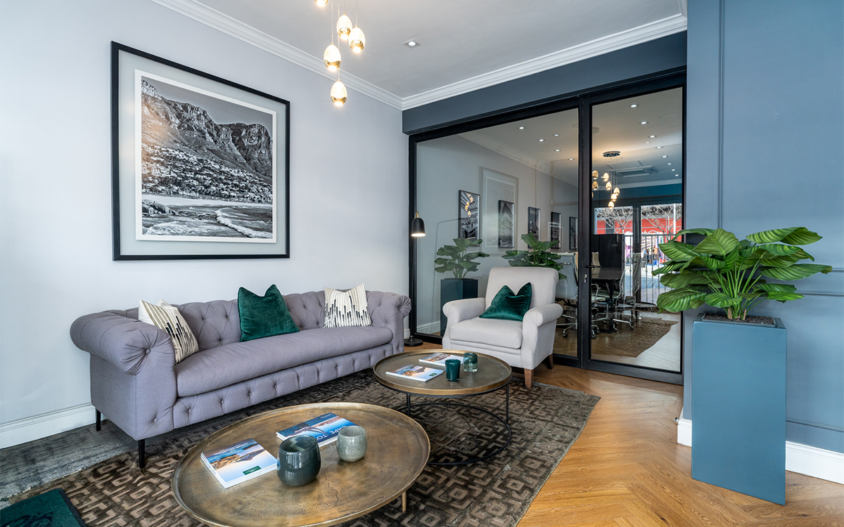 Your property sales and rental specialists in Bantry Bay, Cape Town Central, Clifton, De Waterkant, Foreshore, Fresnaye, Green Point, Mouille Point, Sea Point, Three Anchor Bay, Waterfront