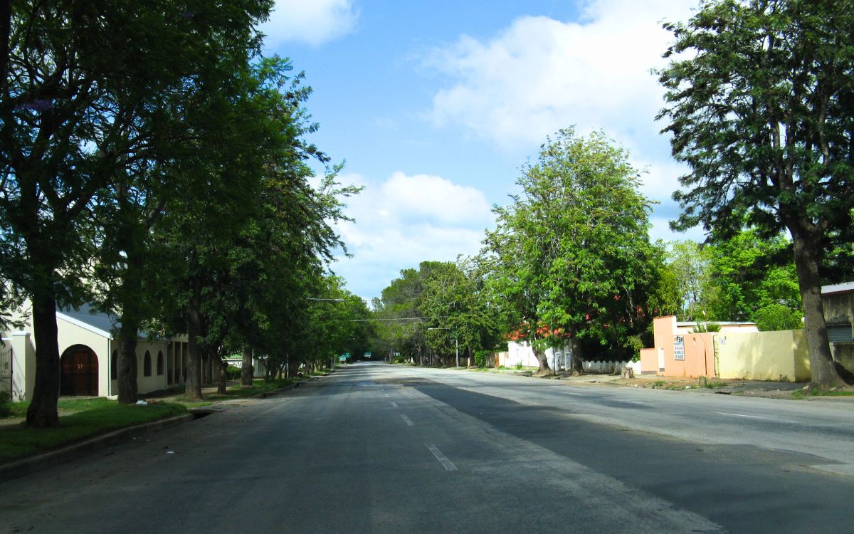 Your property sales and rental specialists in Cradock Heights, Grahamstown (Makhanda), Grahamstown Rural, Riebeek East, Somerset Heights, West Hill