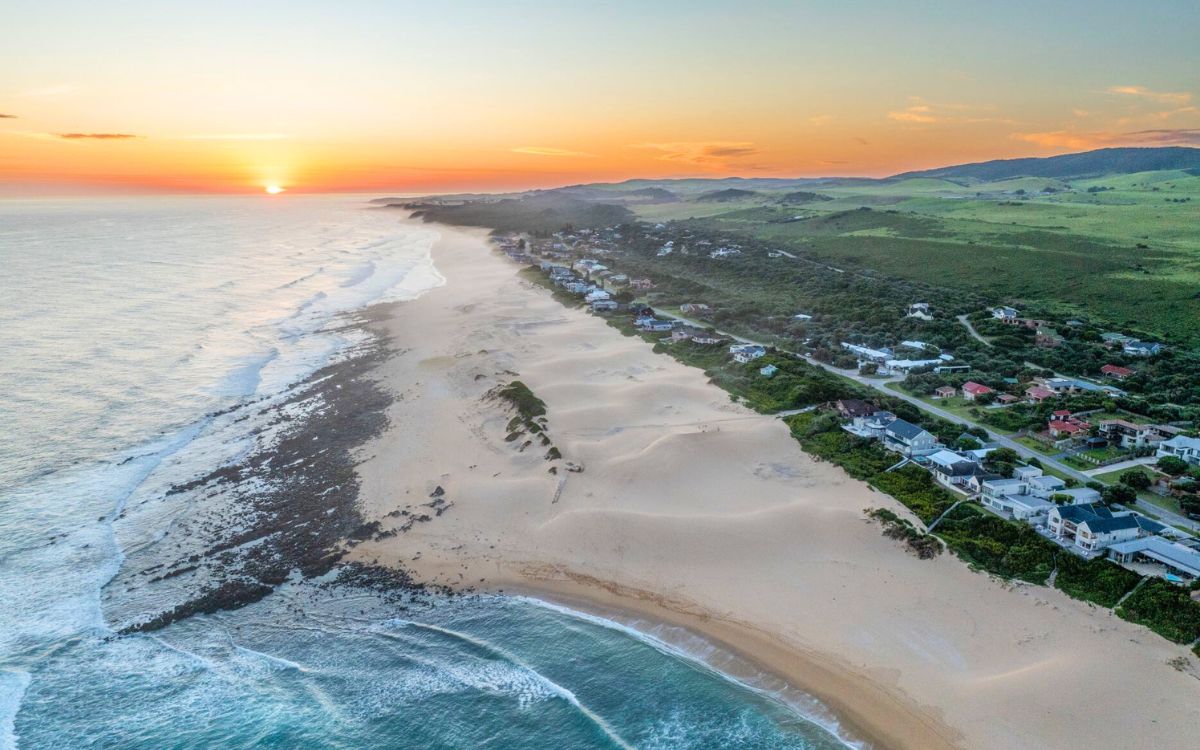 Your property sales and rental specialists in Boesmansriviermond, Boknesstrand, Cannon Rocks, Kenton Eco Estate, Kenton on Sea, Merryhill, Riversbend