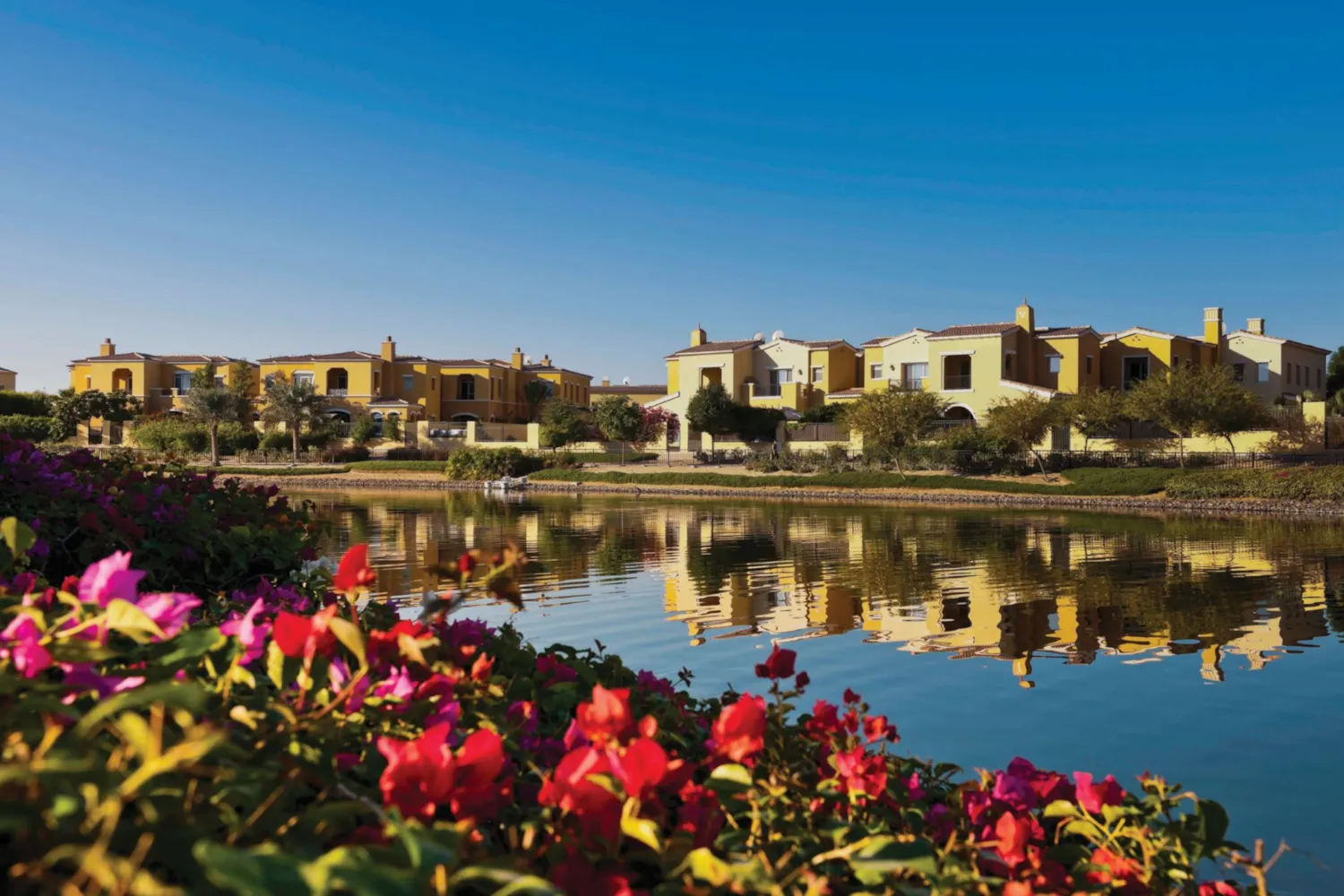 Explore Arabian Ranches