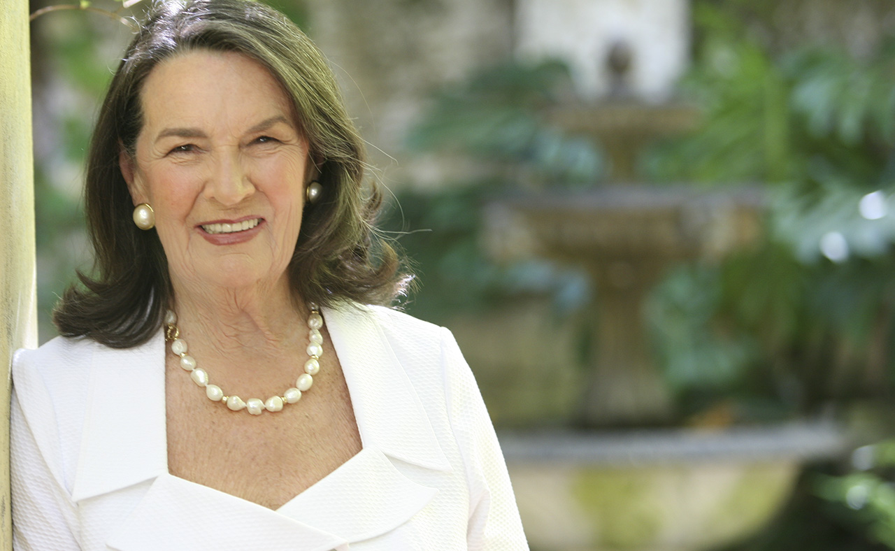 FAREWELL TO A SOUTH AFRICAN ICON FAREWELL TO A SOUTH AFRICAN ICON