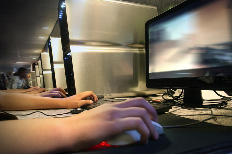 The people who sleep in Tokyo’s net cafes The people who sleep in Tokyo’s net cafes