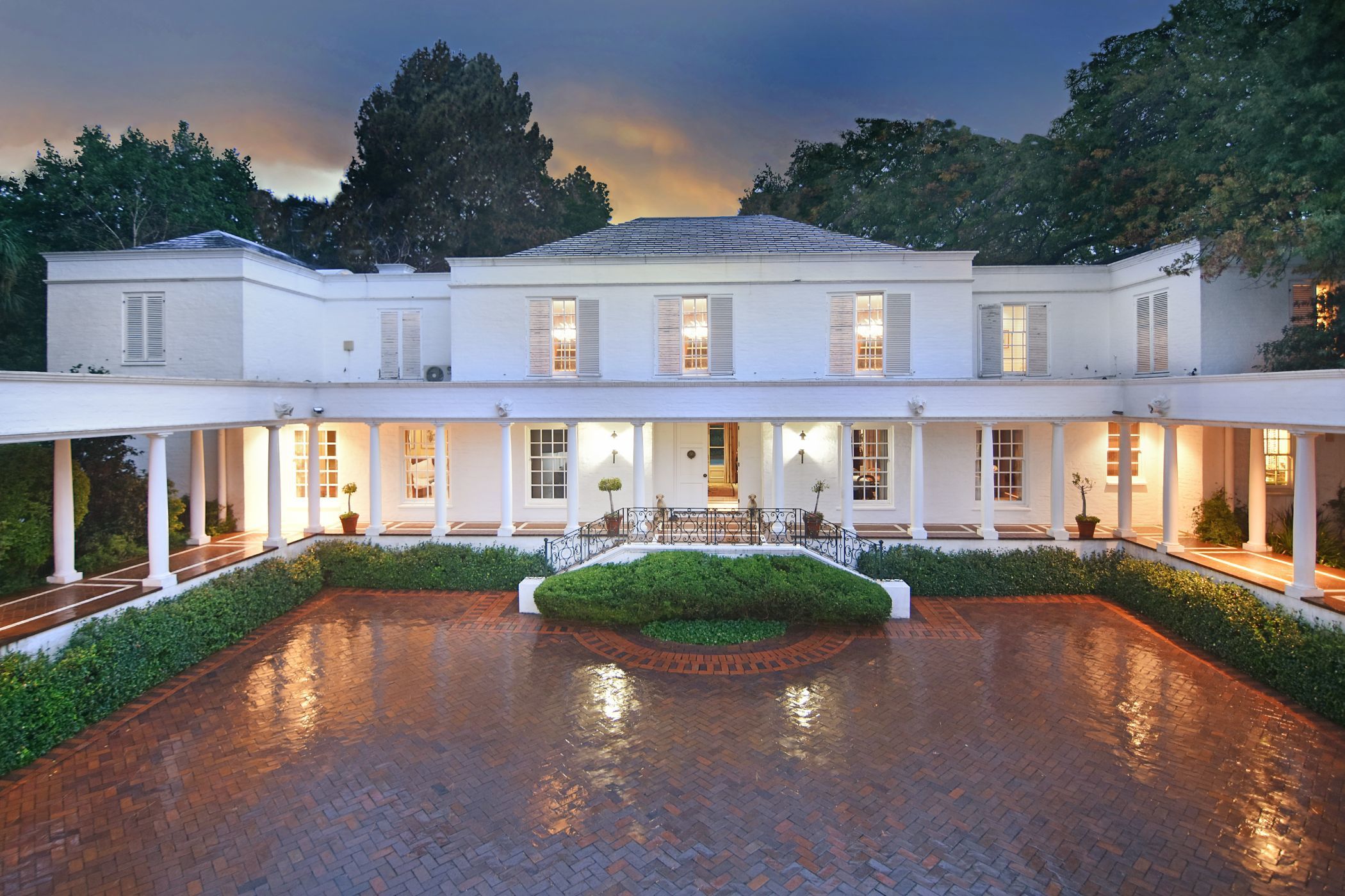 Priced at R35 million through Pam Golding Properties, this ambassadorial five-bedroom, five-bathroom classic contemporary home, with grand proportions and voluminous heights is situated in the most prestigious and sought-after street in Hyde Park , Sandton. 