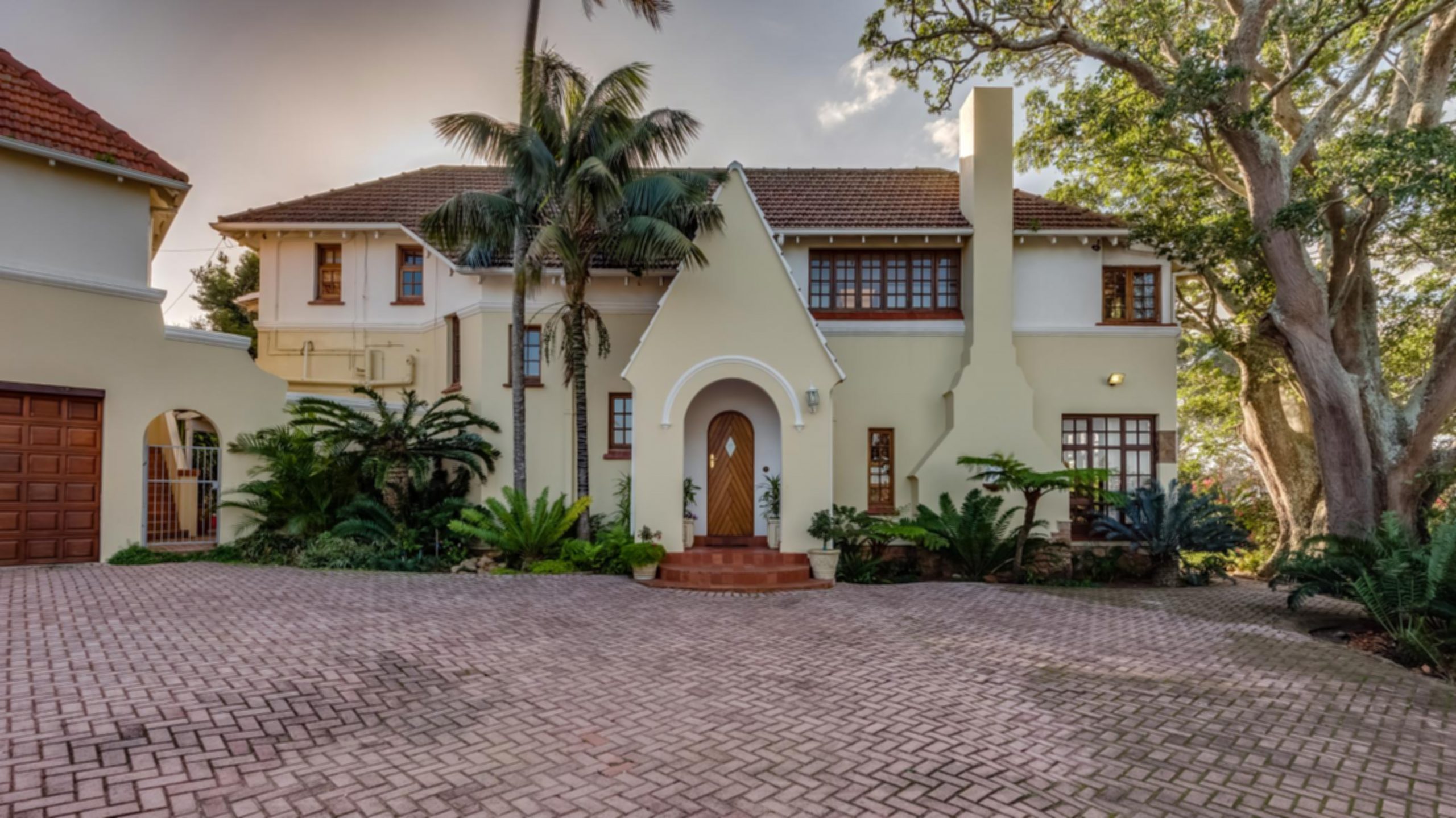 Unprecedented buying activity in East London and Port Elizabeth housing markets Unprecedented buying activity in East London and Port Elizabeth housing markets