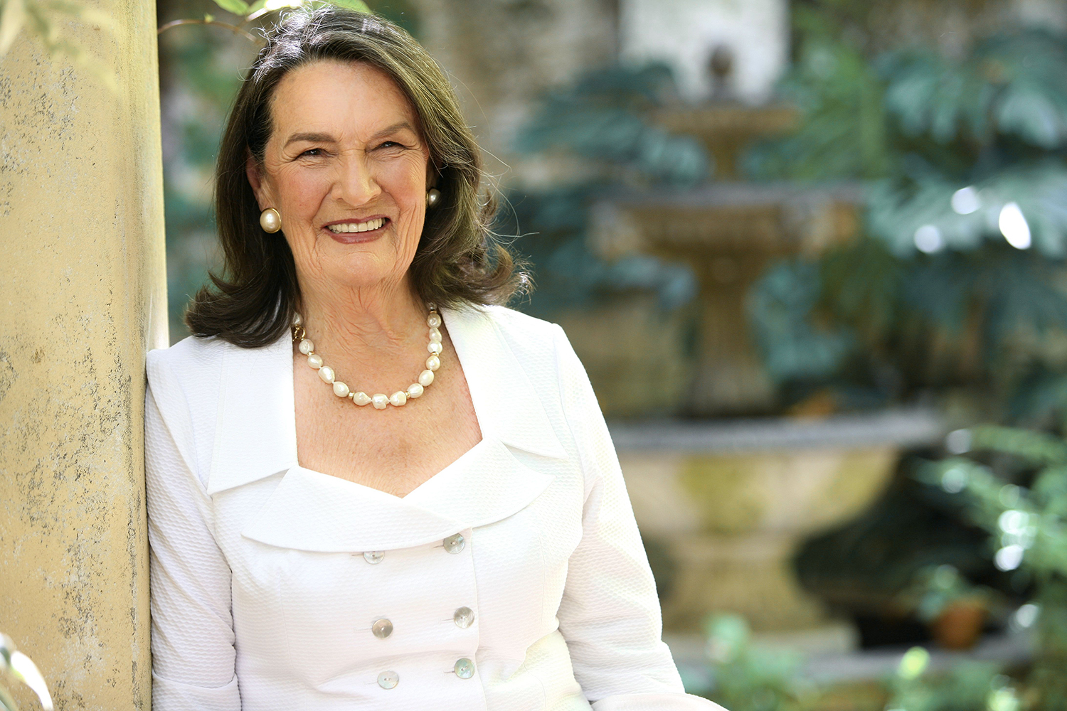 Pam Golding honoured amongst Top 10 SA business people Pam Golding honoured amongst Top 10 SA business people