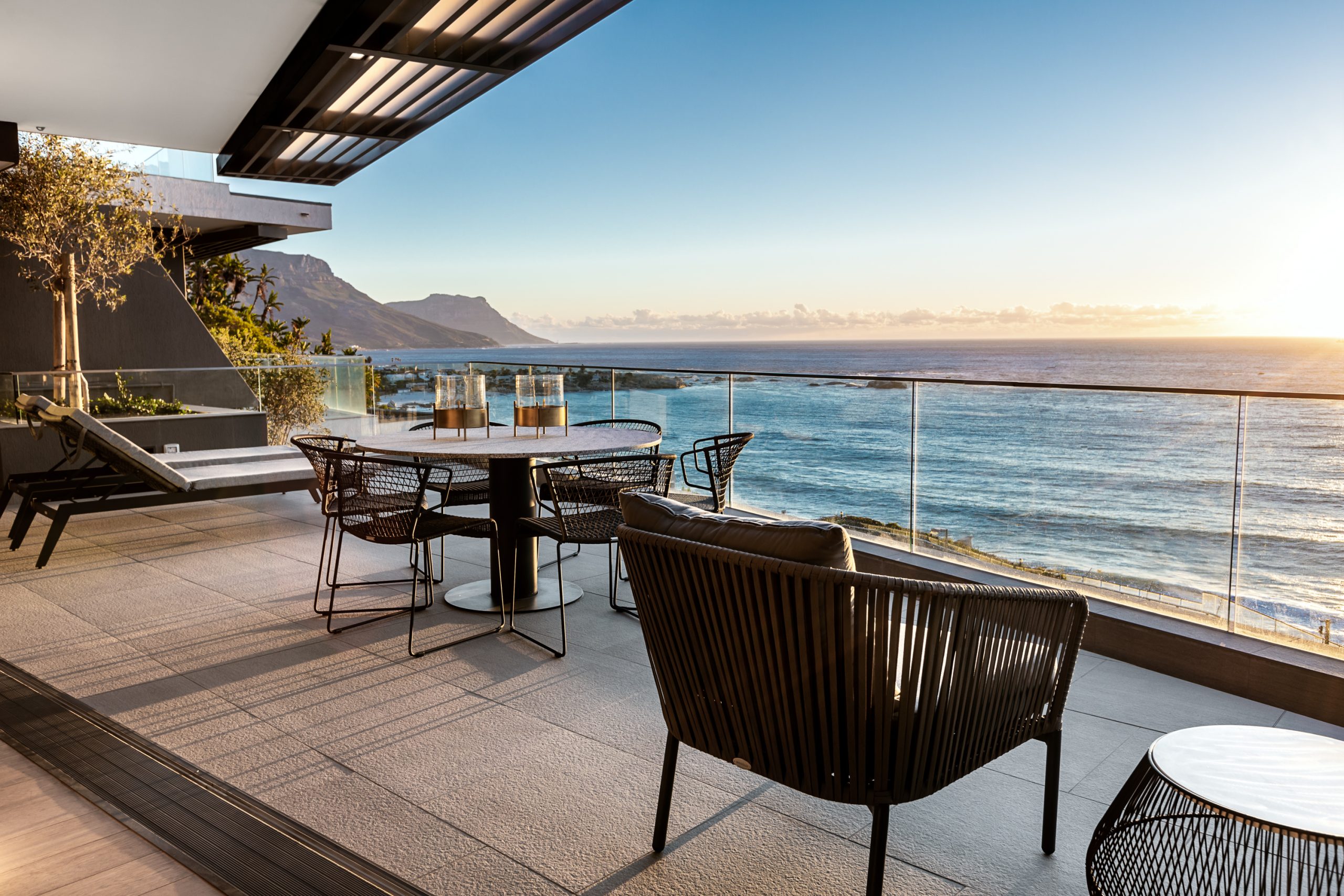 High-end homes on the Atlantic Seaboard continue to attract buyers