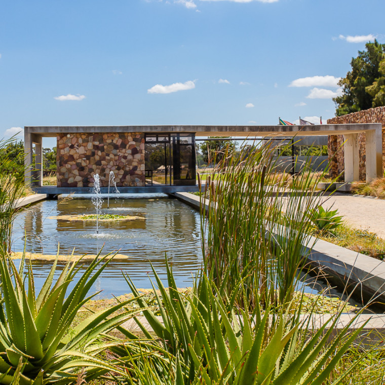 Vini Fera - Anura - E-brochure