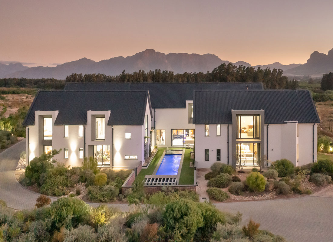 Gentleman's Estate, new build development in Val de Vie Estate, Paarl, Boland (Winelands), Western Cape, South Africa Gentleman's Estate, new build development in Val de Vie Estate, Paarl, Boland (Winelands), Western Cape, South Africa