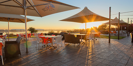 La Como Lifestyle Estate - Living in La Como Lifestyle Estate: NIGHTLIFE