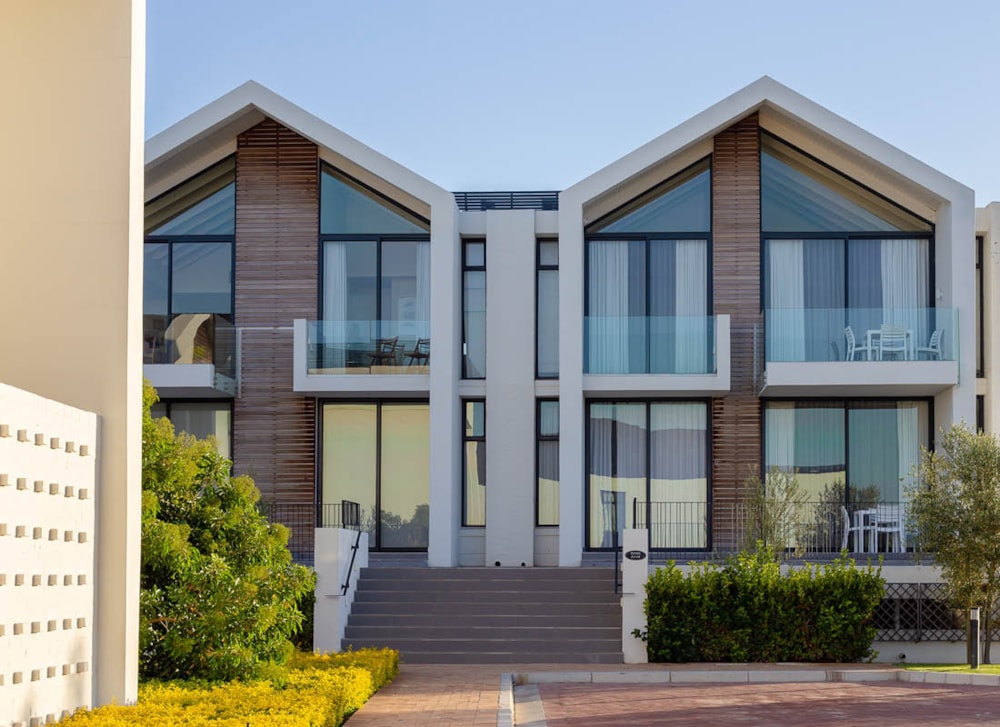 Polo Village Apartments in Val de Vie Estate, South Africa Polo Village Apartments in Val de Vie Estate, South Africa